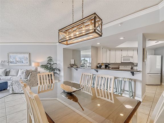 4th image of 65 Ocean Lane #403