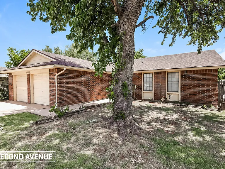 3741 SE 48th Pl — Photo 23