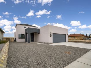 316 Sand Gate Dr, Horizon City, TX 79928