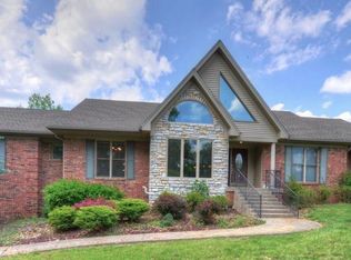 4707 N Camden Ln, Crestwood, KY 40014