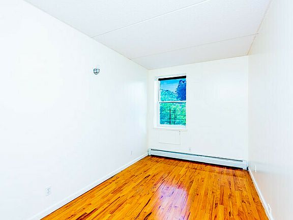 5th image of 281 Mac Dougal St #3