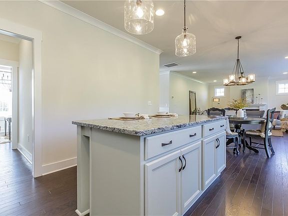 5th image of 100 Kellams Creek Ct