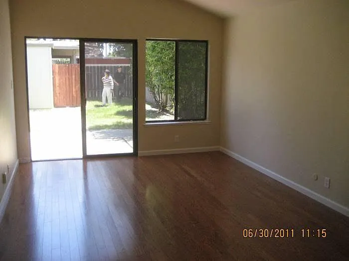 6816 Gordon Ct — Photo 4