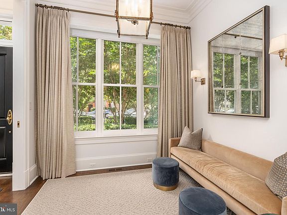 3rd image of 1619 19th St NW