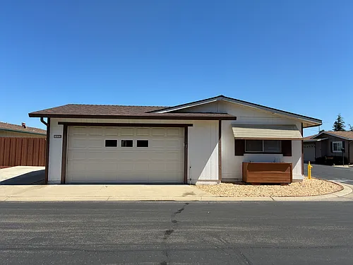 Floor plan 2 Bed 2 Bath