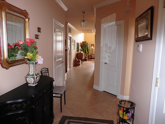 2nd image of 34 Tides Ln
