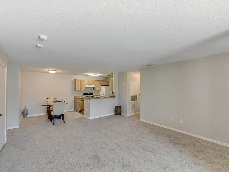 10237 Eastern Lake Ave — Photo 7