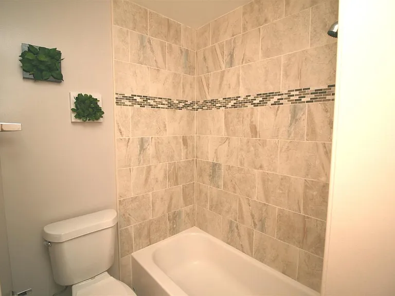 19608 White Saddle Dr — Photo 13