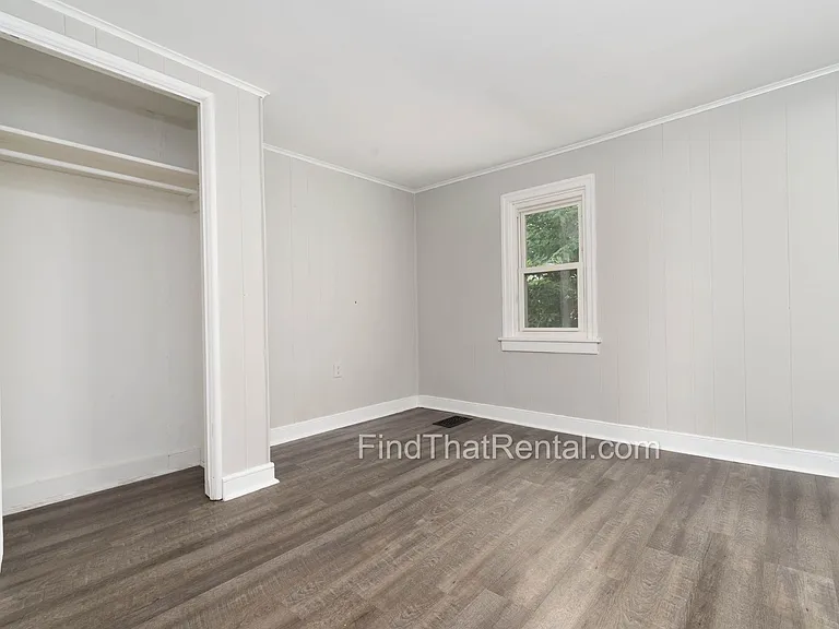 136 W Church Ave — Photo 19