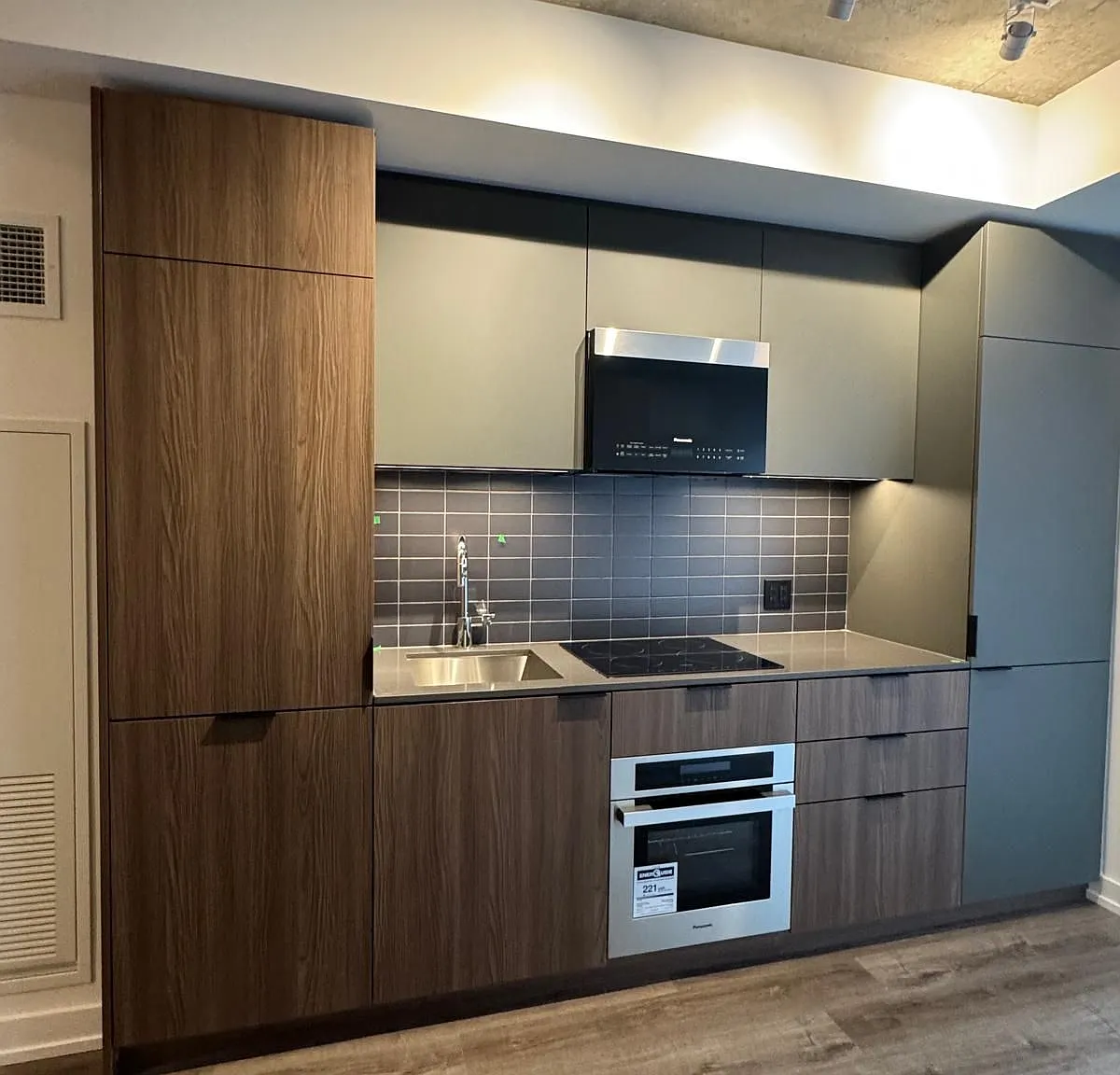 1 bed, $1,880 — Photo 4