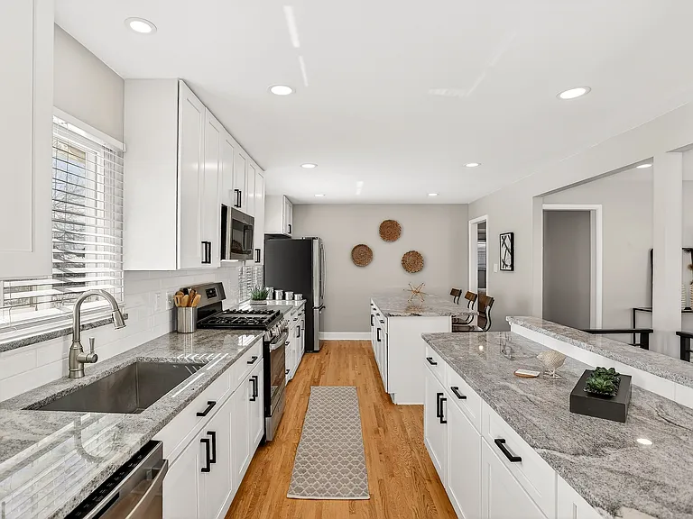 5456 E Atlantic Pl — Photo 1