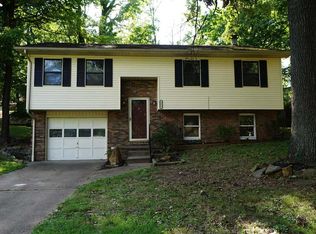 5099 Jamestown Dr, Newburgh, IN