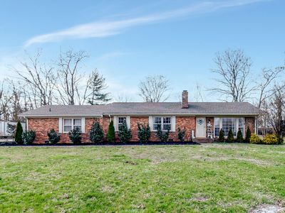 201 Crestview St, Chapel Hill, TN, 37034