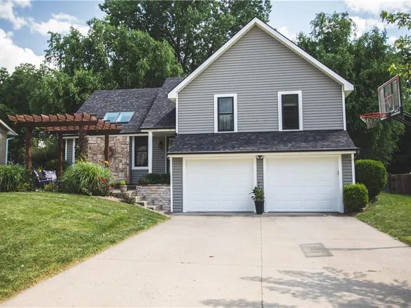 3614 Robin Ln, Saint Joseph, MO 64506