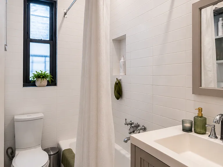 320 E 86th St #5D — Photo 7