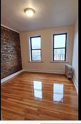 1st image of 21-24 Crescent St #A5
