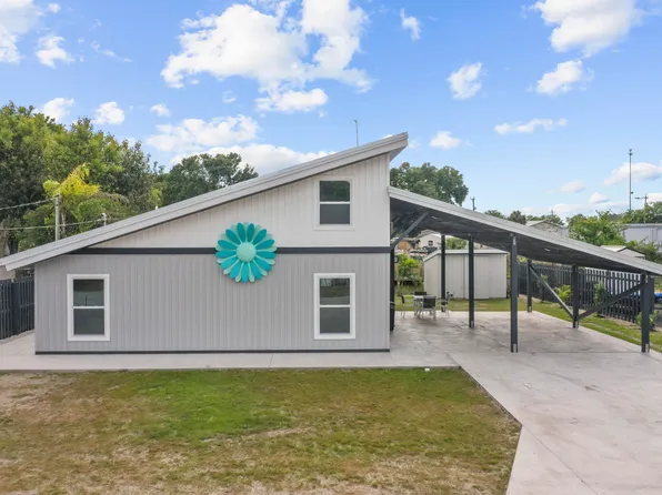 1052 10th Street, Okeechobee, FL 34974