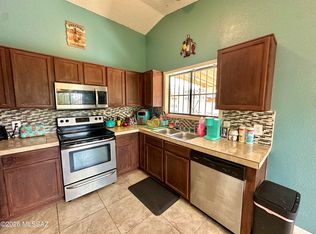 1679 W Sauvignon Dr, Tucson, AZ 85746