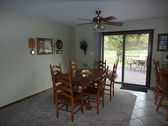 4th image of 1717 Kenwood Ave