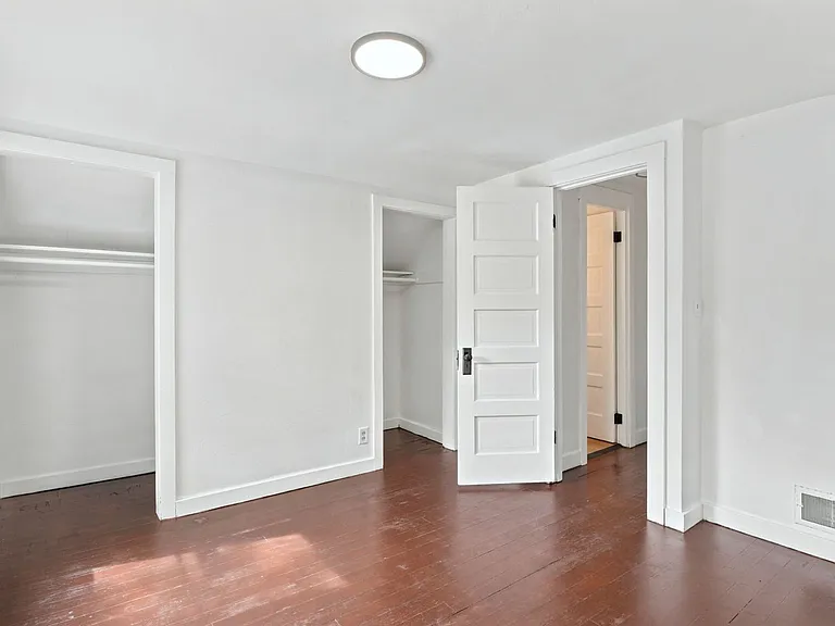 3034 Abbott St — Photo 27