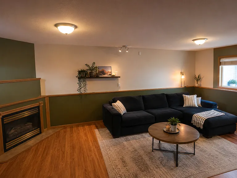235 Tiffany Dr — Photo 8