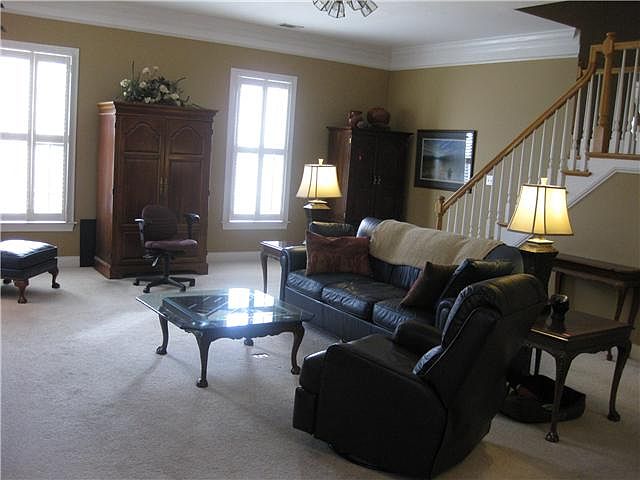 2nd image of 9145 Saddlebow Dr