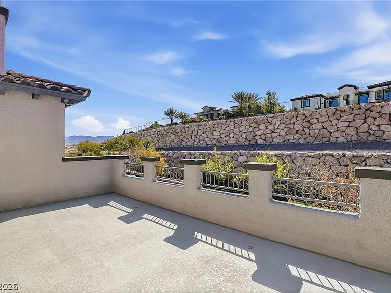 11 Grand Masters Dr — Photo 78
