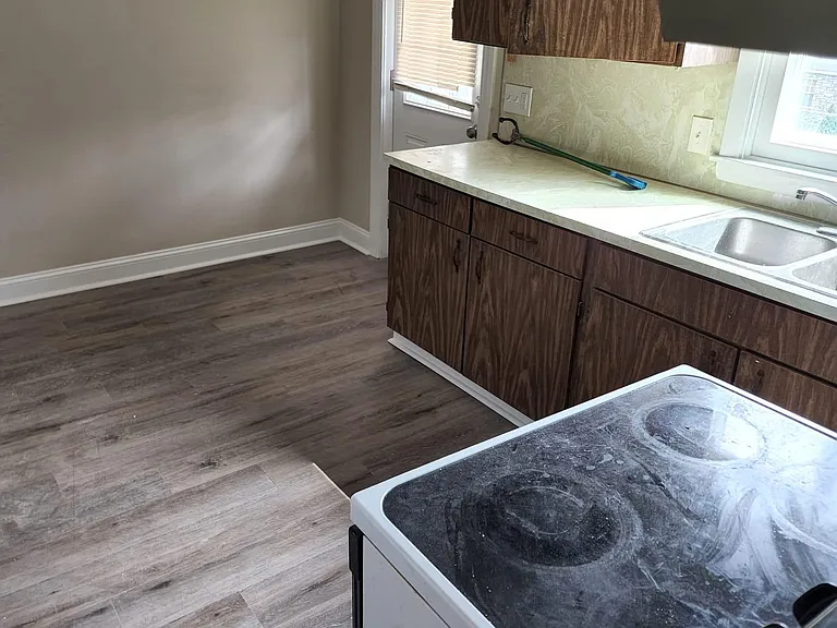 130 Perkins Ave #1 — Photo 4