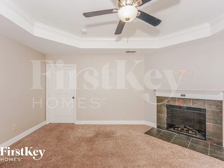 1114 Emerald Ridge Dr — Photo 4
