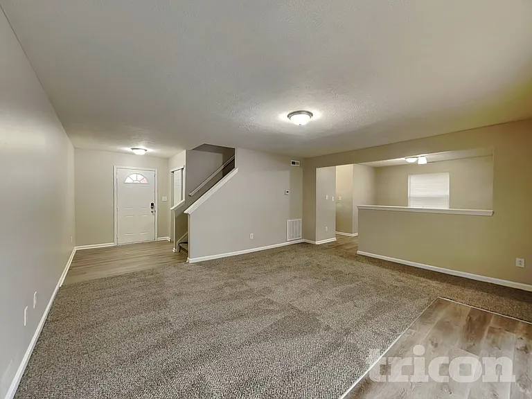 1640 Composer Way — Photo 2