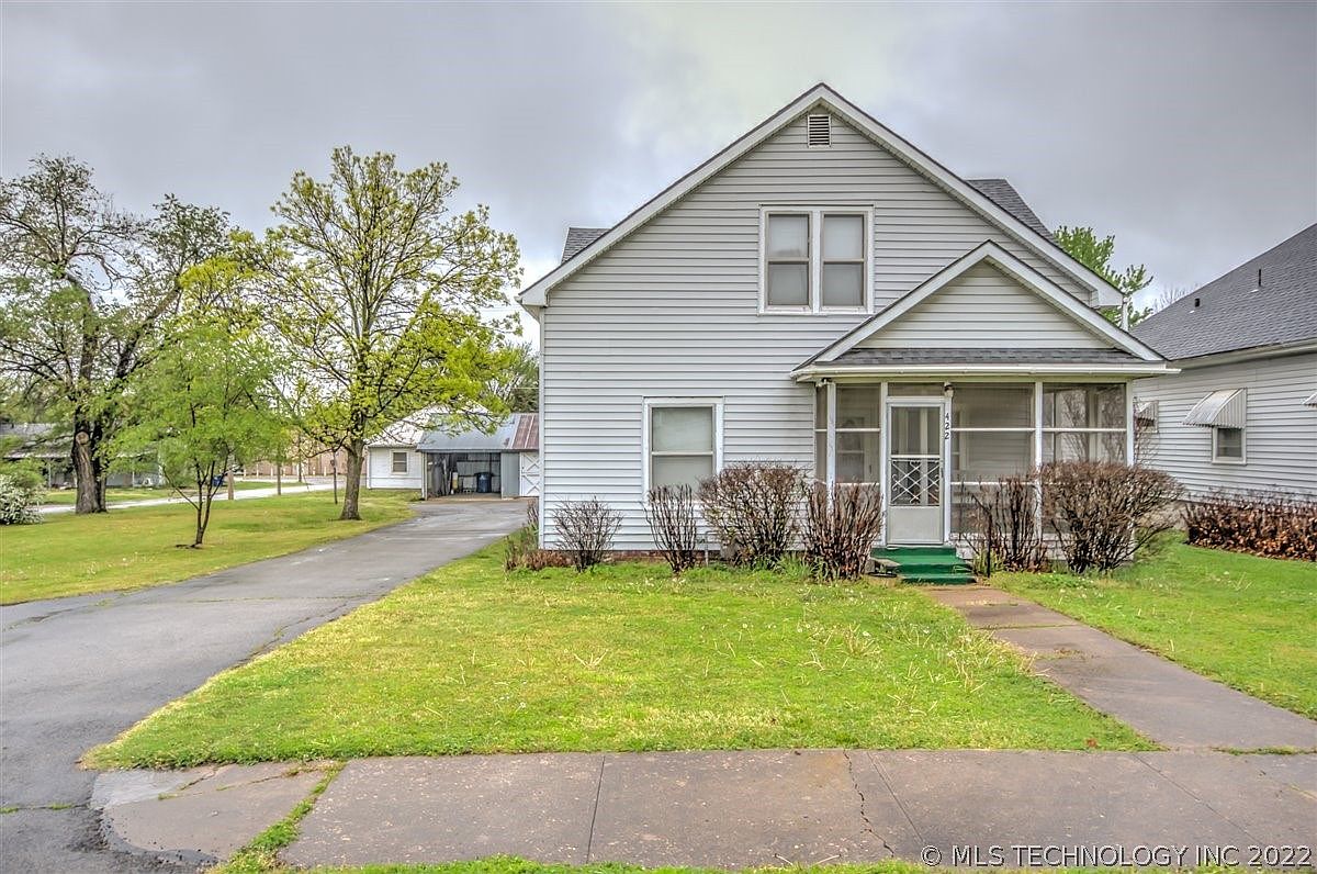 422 W Davis Dr, Nowata, OK 74048 Zillow