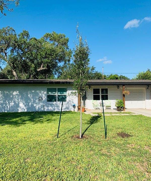 1st image of 608 S Georgia Ave
