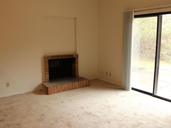 3rd image of 644 Turtle Creek Dr