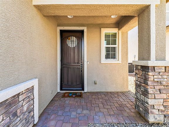 2nd image of 6465 Twin Harbors Ct