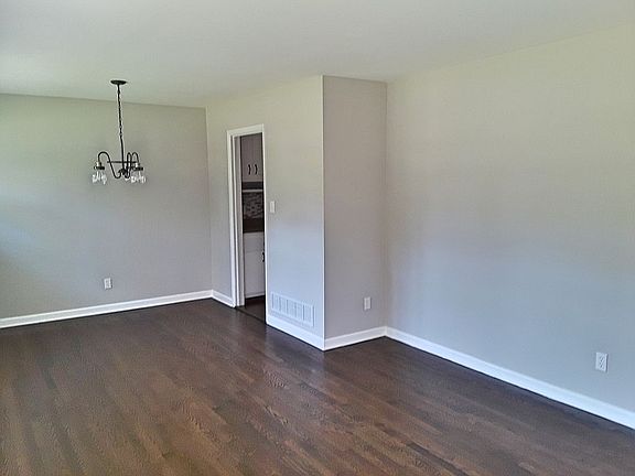 Entry - living/dining