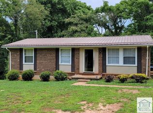 32 Rose Ln, Martinsville, VA 24112