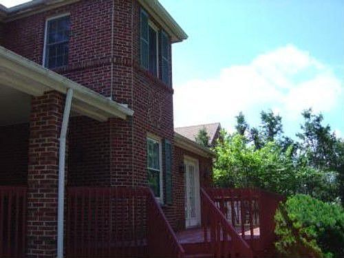 5th image of 1609 Benson Dr