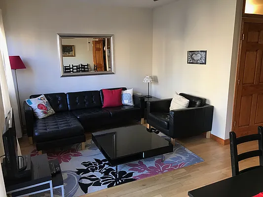 Rented by Easy Rental LLC | media 45