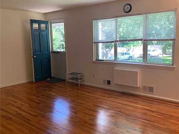 2nd image of 82 McLoughlin St APT A