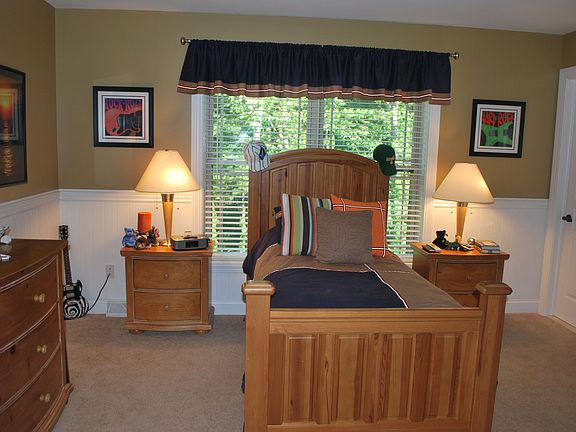 4th image of 17 Stoney Heights Ct
