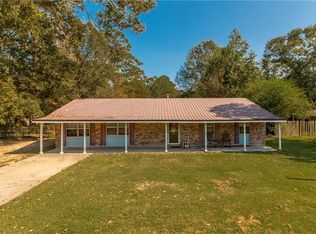 1906 S Dogwood Dr, Bogalusa, LA 70427
