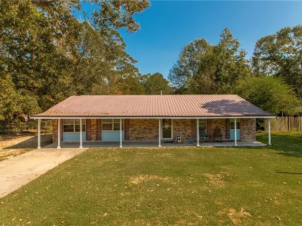 1906 S Dogwood Dr, Bogalusa, LA 70427