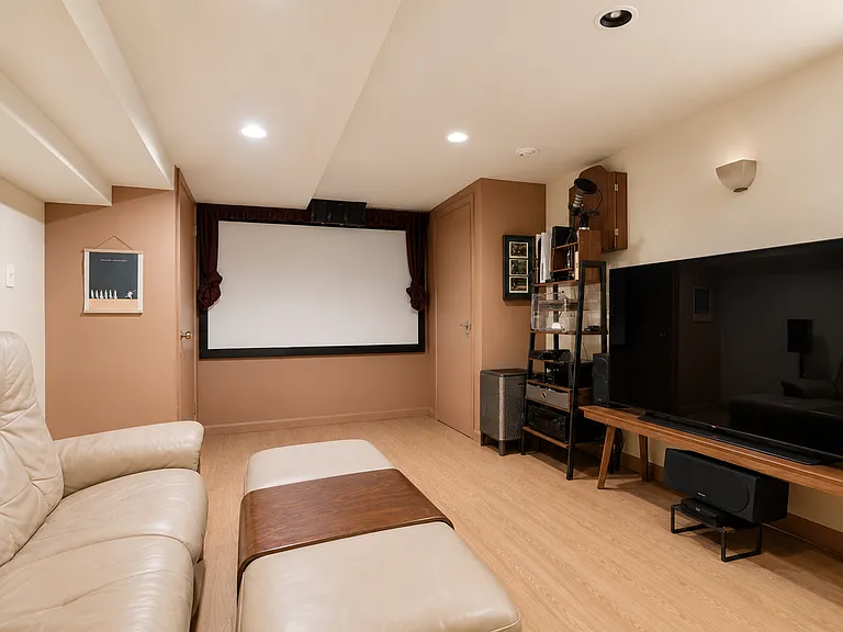 9 Seagrave Rd #1 — Photo 14