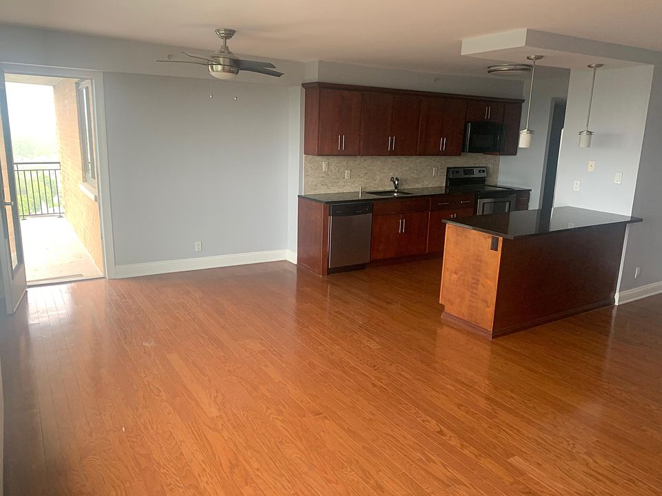 1st image of 60 Parkway Dr E APT 12C