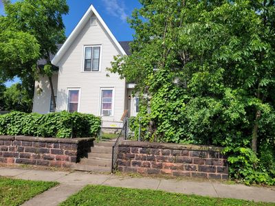 89 Douglas St, Saint Paul, MN, 55102