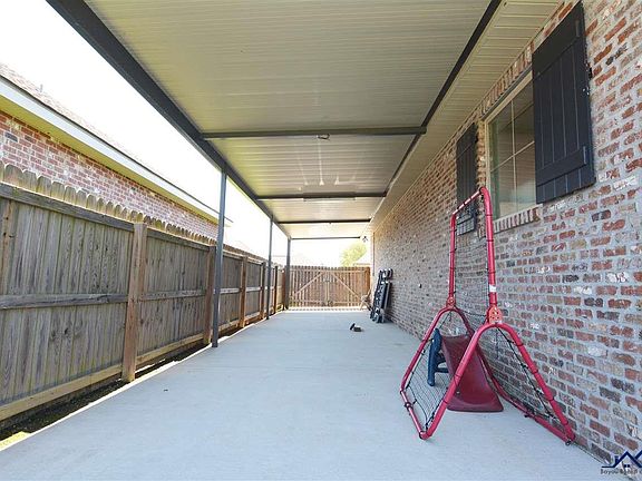 5th image of 232 Mandalay East Dr