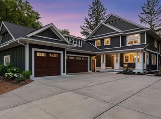 5718 Eden Prairie Rd, Minnetonka, MN 55345