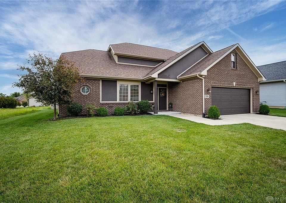 1st image of 719 Deerhurst Dr
