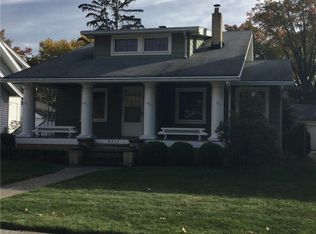 2311 Niagara Dr, Lakewood, OH 44107