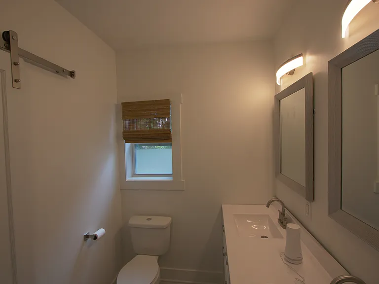672 Cascade Ave SW — Photo 18
